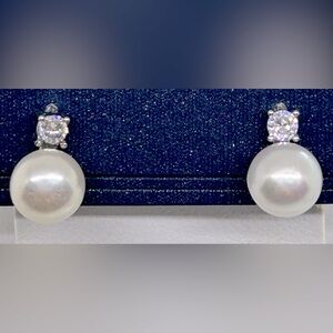 8mm White Freshwater Pearl 925 Sterling Silver Stud Earrings
